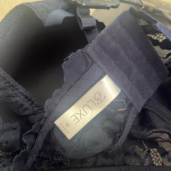 Luxe 2 Women's Lace Bra Set - Midnight Blue and Light Pink - Picture 6 of 6